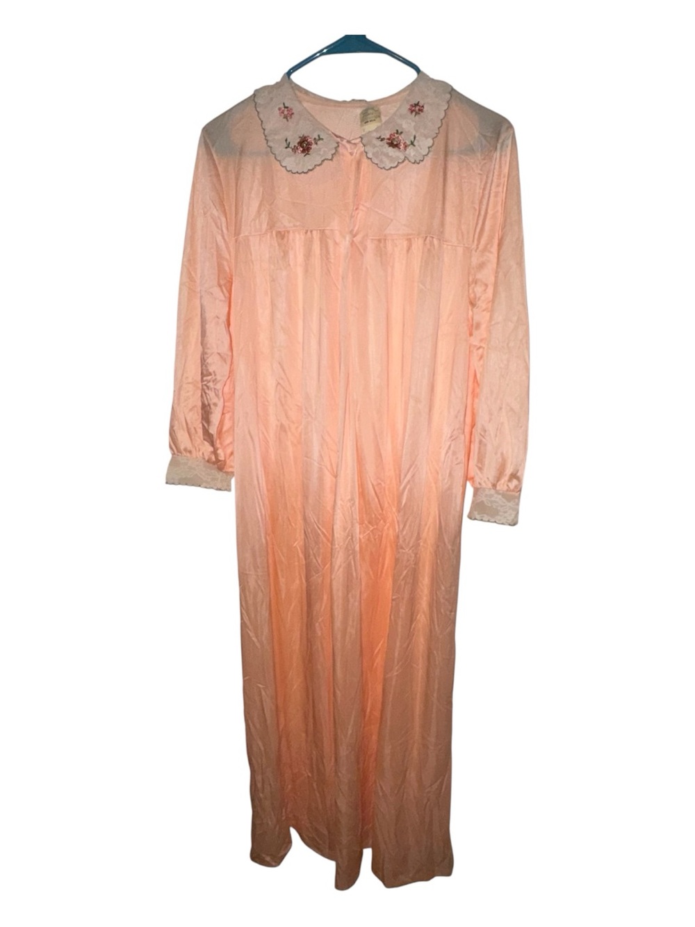 Vintage Peach Embroidered Collar Long-Sleeve Nightgown